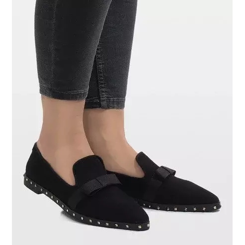 Pantofi negri alunecați cu știfturi B12-12 negru 2