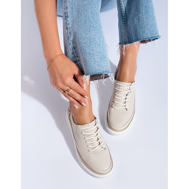 SHELOVET Pantofi de dama din piele bej pe platforma Shlovet 1