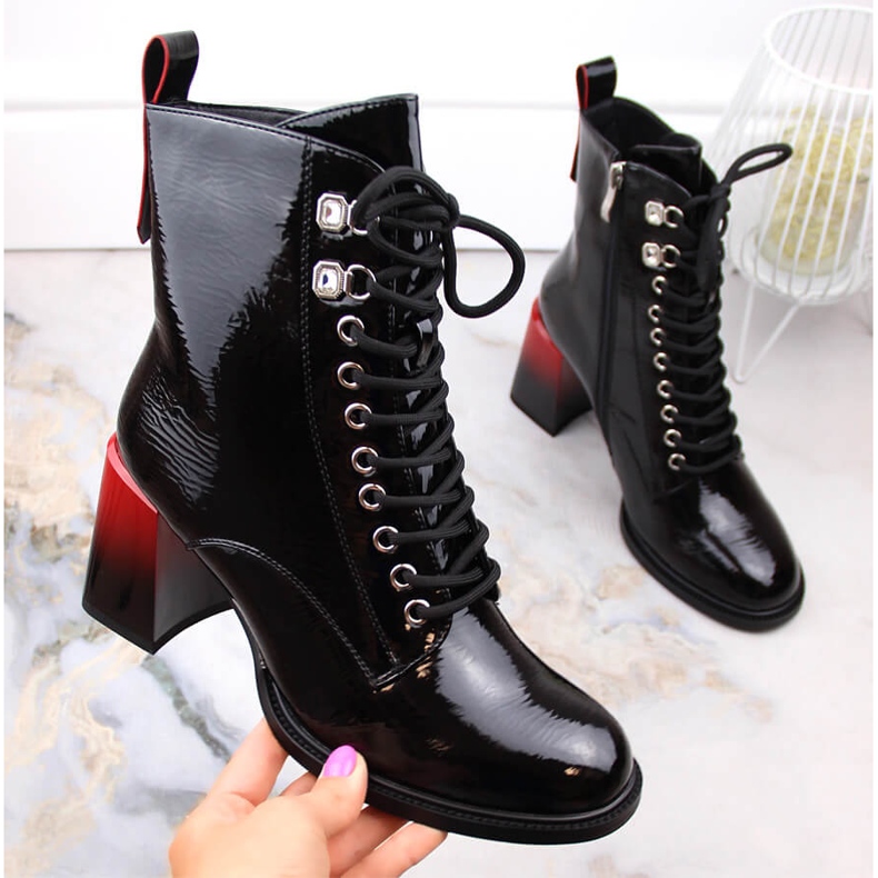 Cizme de damă cu toc înalt lăcuite în negru D&amp;A S.Barski Premium Collection MR870-06 1