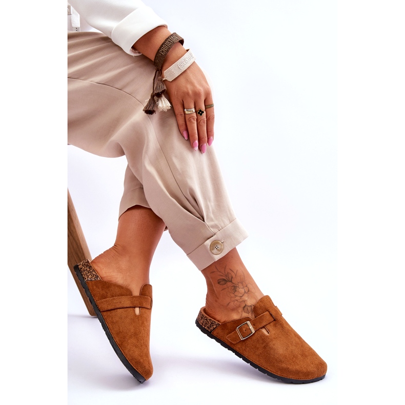 Flip-flops din piele intoarsa pe o platforma din pluta camel maro 2