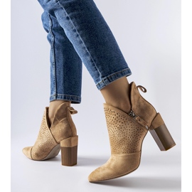 Botine bej ajurate de la Saurel 1