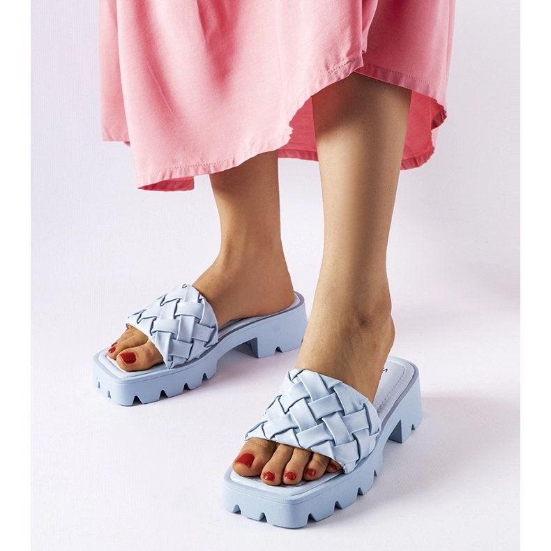 Șlapi albaștri cu talpă de tractor Lora albastru 1