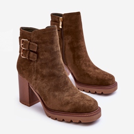 Cizme din piele intoarsa cu toc inalt Olive Makeline maro 2 Cizme din piele intoarsa cu toc inalt Olive Makeline maro 2