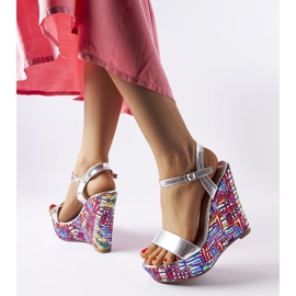 Sandale cu pană decorate cu fairmont argintiu 1