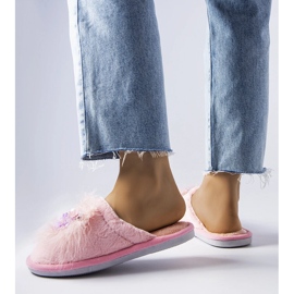 Papuci calduri roz cu flori Moly 2