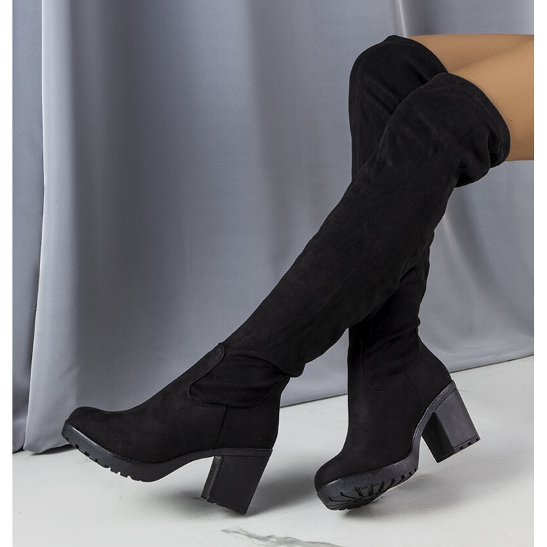 Cizme lungi negre Nona din piele intoarsa ecologica negru 1 Cizme lungi negre Nona din piele intoarsa ecologica negru 1