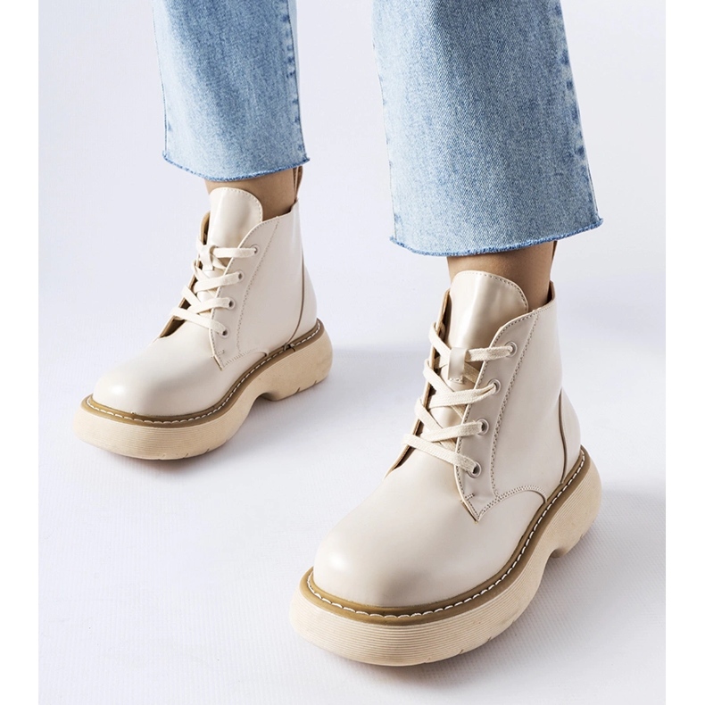 Cizme de muncitori bej pe o platformă groasă Sacco 1