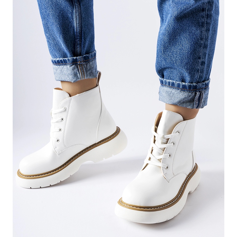 Pantofi albi de muncitor pe o platformă groasă Sacco 1