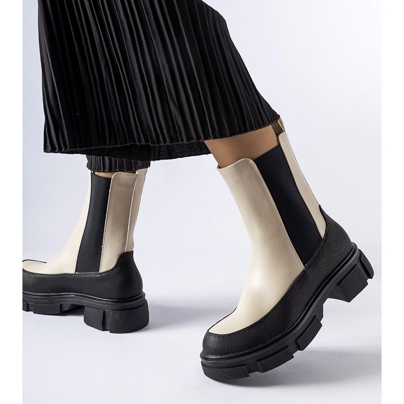 Botine slip-on bej și negre de la Faisal 1