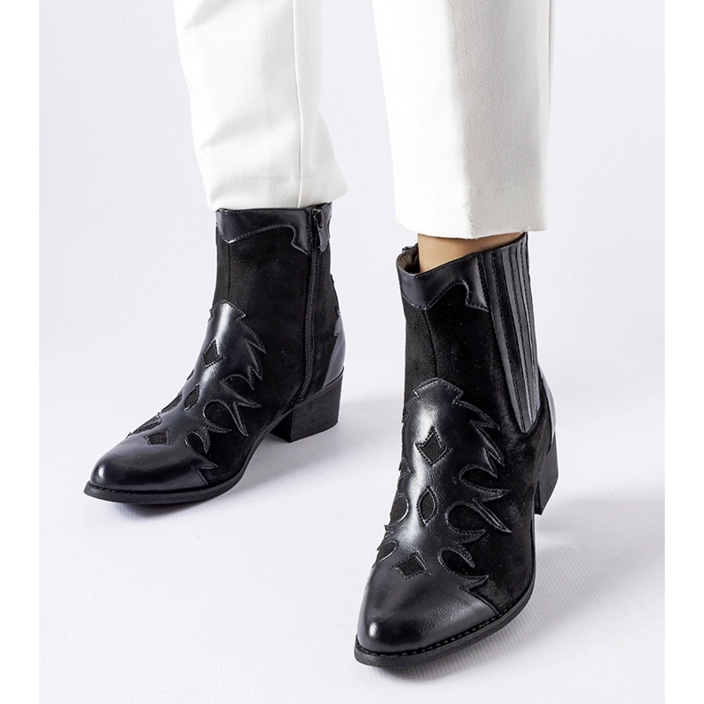 Cizme de cowboy negre Henriette cu toc jos negru 1 Cizme de cowboy negre Henriette cu toc jos negru 1