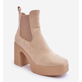 Botine din piele intoarsa pe un toc inalt masiv Sunilda bej 1