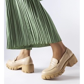 Mocasini clasici bej cu bloc Dina 1