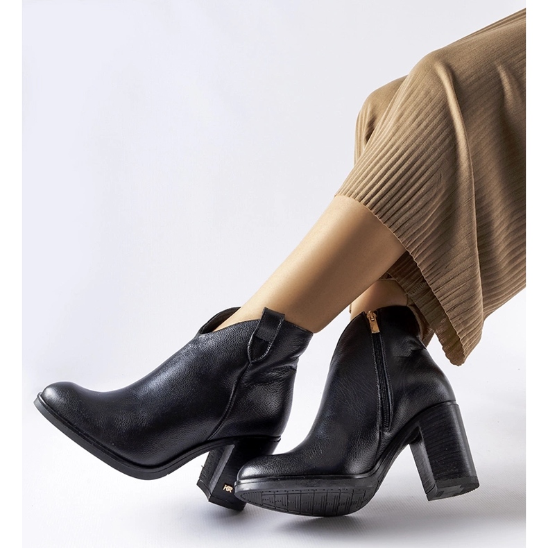 Cizme izolate din piele neagra Karino negru 1