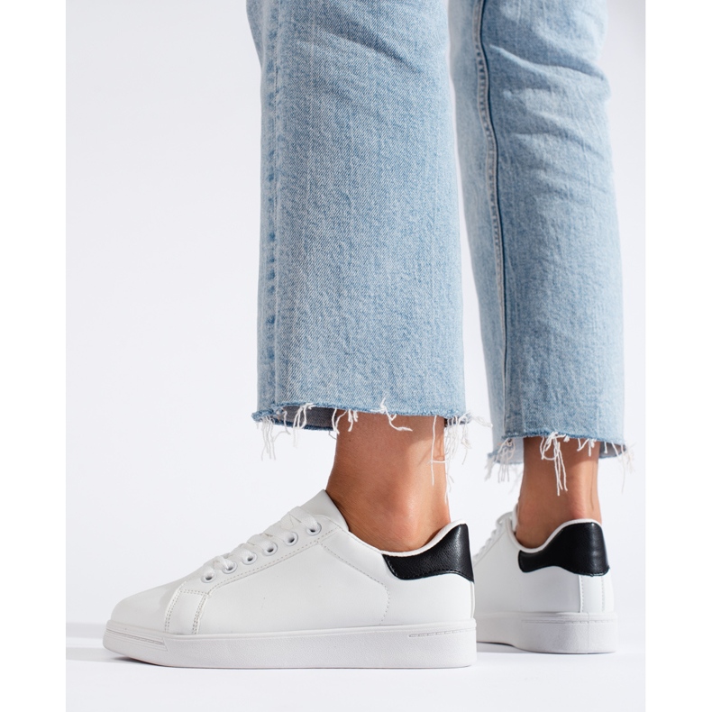 Pantofi sport de damă clasici albi de la Shelovet 1