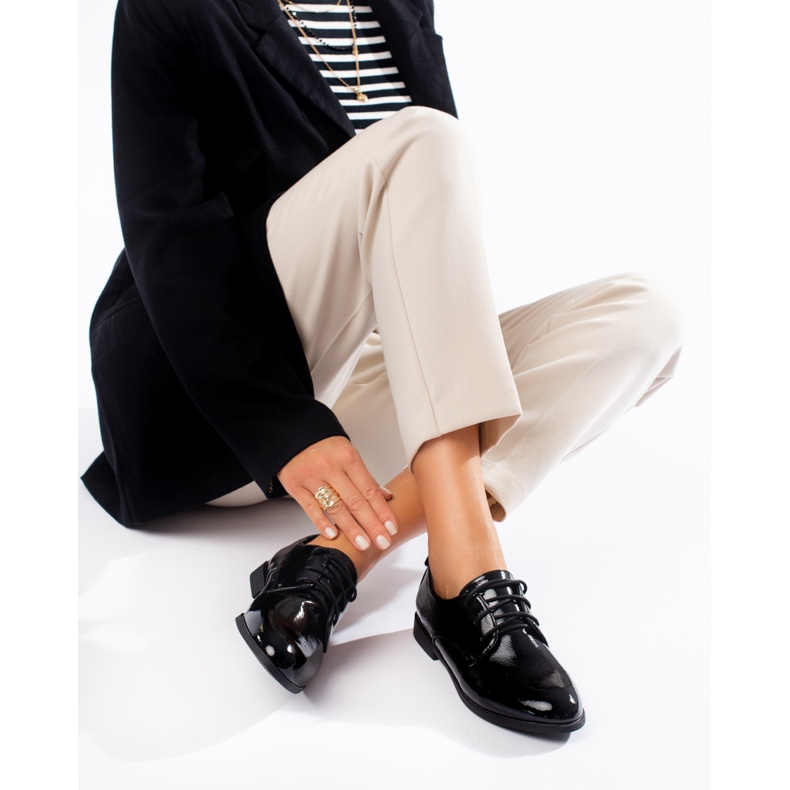 Oxford cu șireturi Shelovet de culoare neagră patentată negru 1