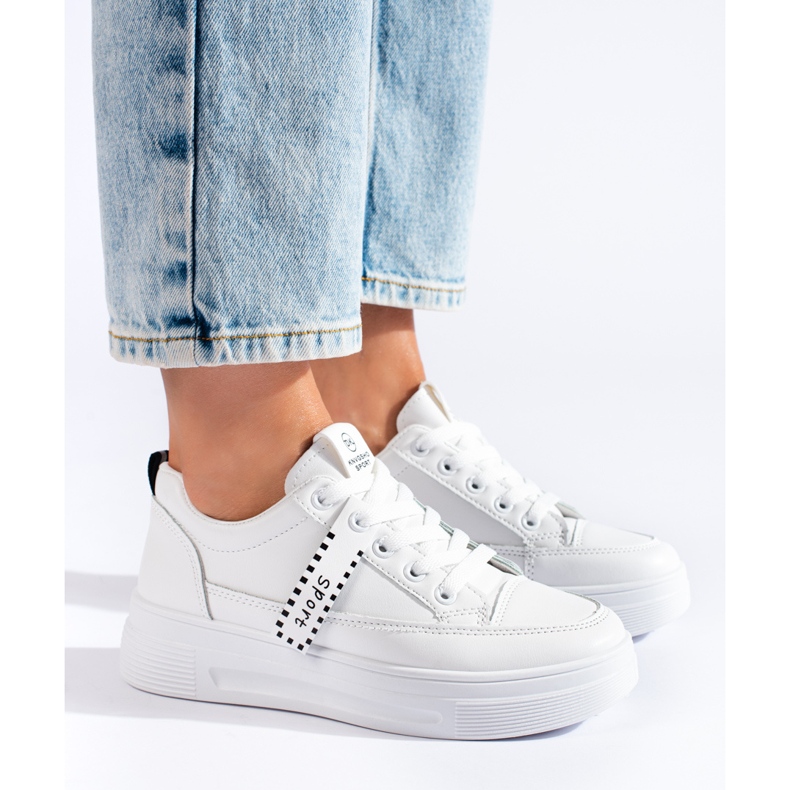 Tenisi albi pe platforma Shelovet 2 Tenisi albi pe platforma Shelovet 2