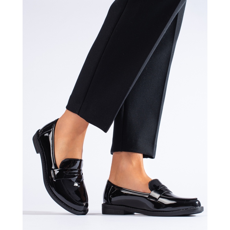 Mocasini clasici de dama Shelovet din piele lacuita negru 1