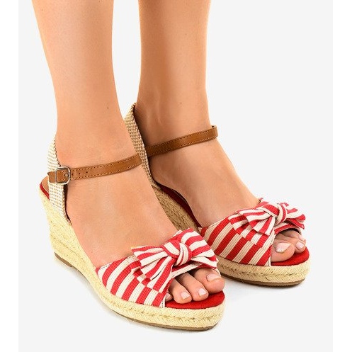 Sandale cu pene roșii cu arc W032 roșu 1