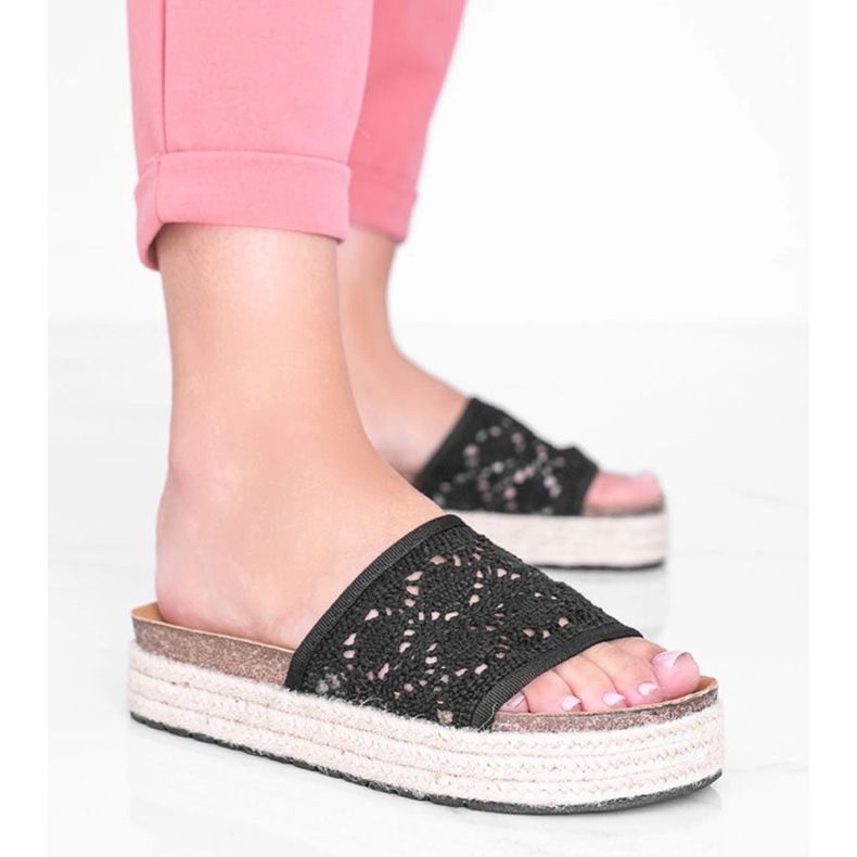 Papuci Glam Shape din dantelă neagră negru 1