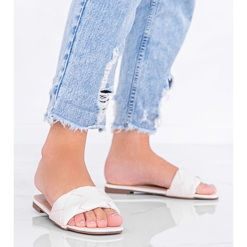 Papuci bej cu partea superioară Iren împletită 1