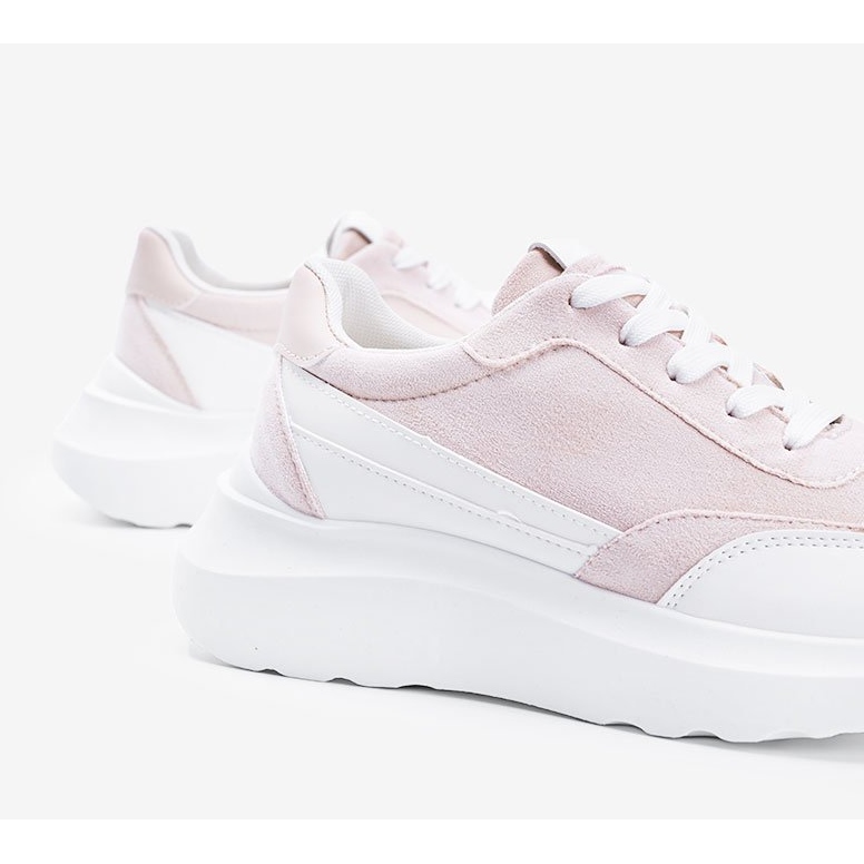 Adidași bej cu detalii albe pe talpa înaltă Barteks 1