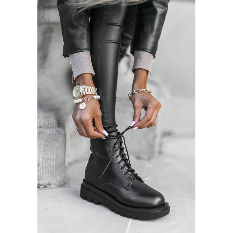 Muncitori Katana Neagră negru 1