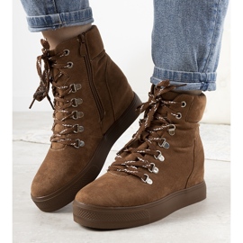 Adidași de cămilă de iarnă Carmona maro 1 Adidași de cămilă de iarnă Carmona maro 1