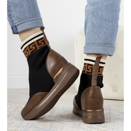 Adidași cu pană maro Wanda negru 1