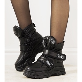 Cizme de zapada negre cu inchidere Velcro Comforte negru 1