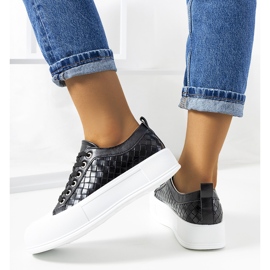 Adidași negri pe o talpă groasă Luther negru 1