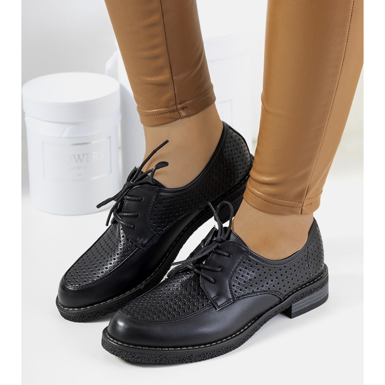 Pantofi oxford negri ajurati Edda negru 1