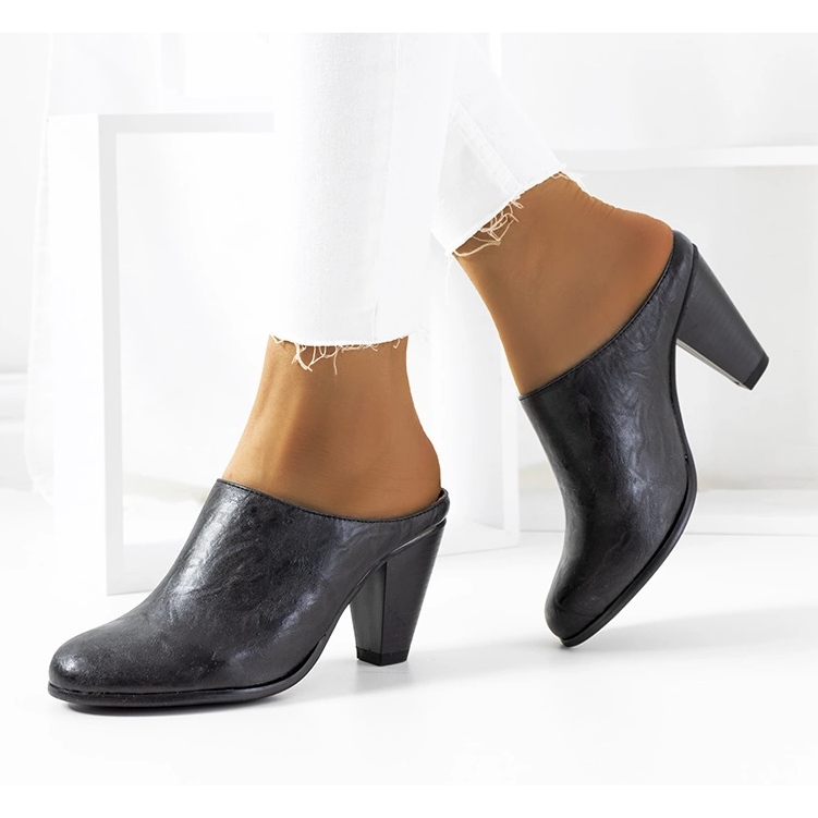 Papuci negri pe postul Plotkin negru 1