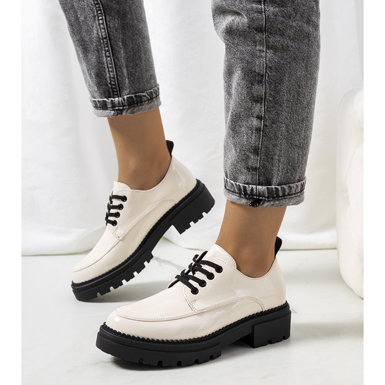 Brogue bej cu talpă de tractor Noralie 1