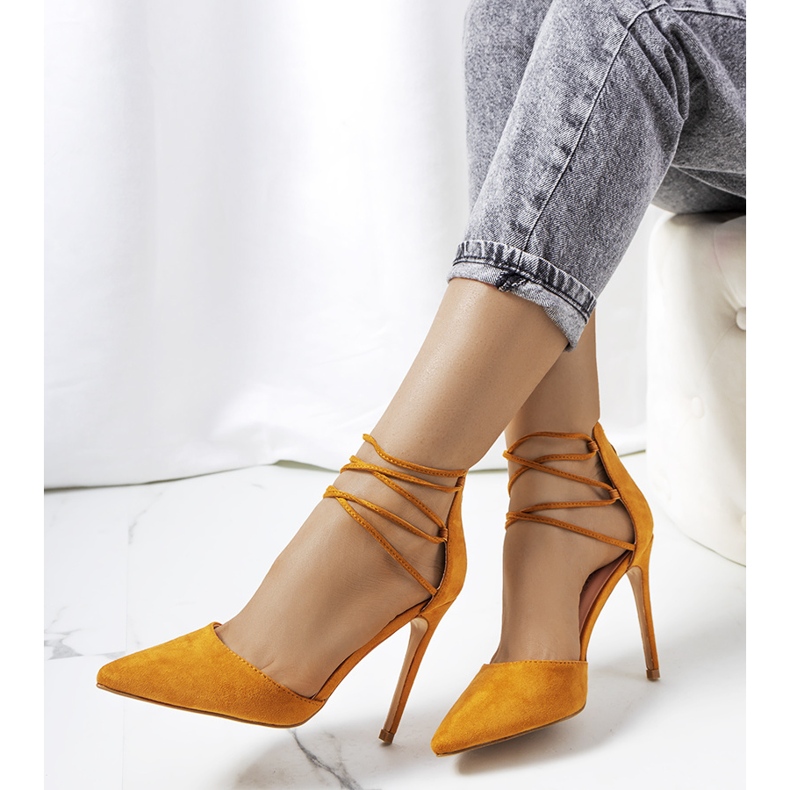 Tocuri din piele maro cu curea Glover 1