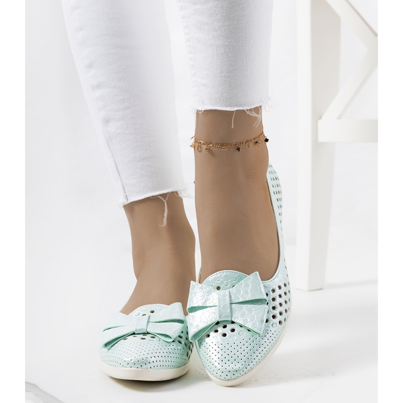 Balerini strălucitori de culoare verde Binney 1