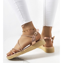 Kul. Sandale de damă roz de aur 1