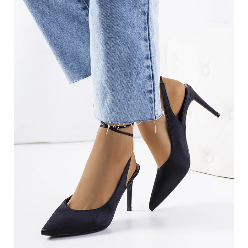 Tocuri negre cu legare Anneli negru 1