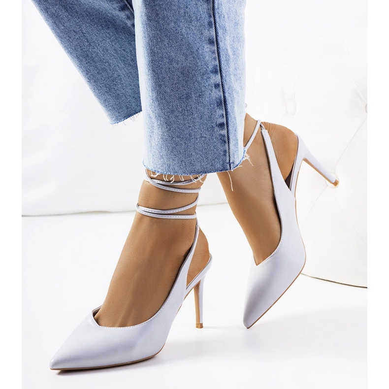 Tocuri gri cu șiret de la Latvala 1