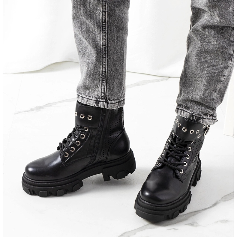 Botine negre cu talpa trapper de la Rubeo negru 1