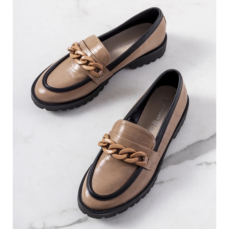 Pantofi bej de la Kesira 1