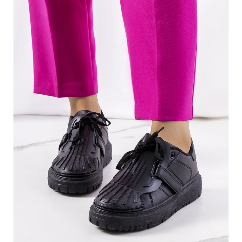 Tenisi negri cu velcro de la Pates negru 1 Tenisi negri cu velcro de la Pates negru 1