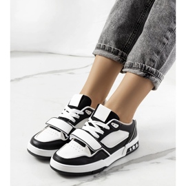 Tenisi Kadie de damă de culoare neagră alb 1 Tenisi Kadie de damă de culoare neagră alb 1