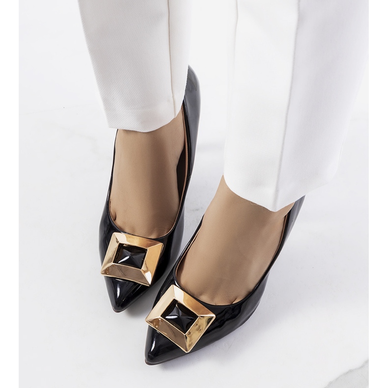 Tocuri Cravos lacuite negru 1