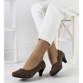 Pompe încrețite maro de la Santro 1