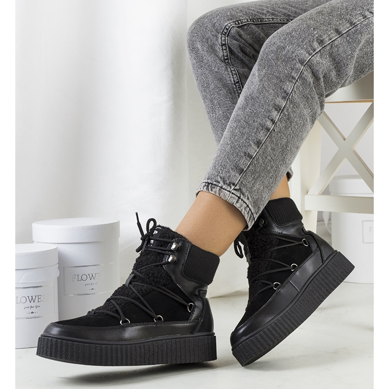 PA1 Cizme negre de damă de la Laursen negru 1