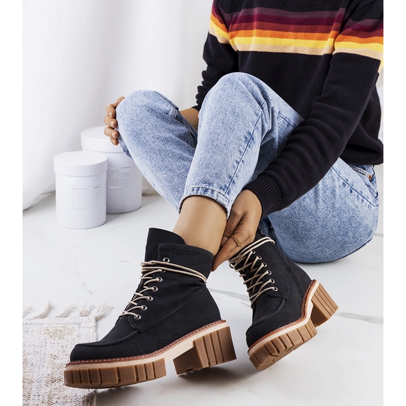 Black trappers de Nicolo negru 1