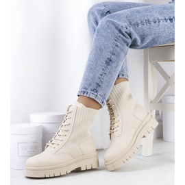 Trappers Lennon bej 1