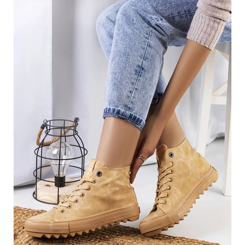 Tenisi maro izolați Big Star GG274072 bej 1 Tenisi maro izolați Big Star GG274072 bej 1