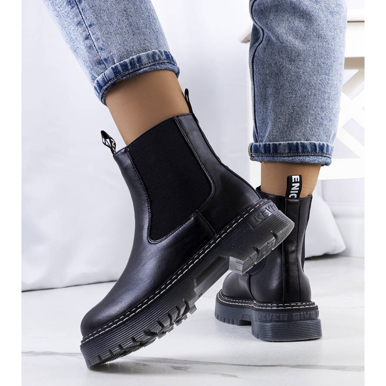 Muncitorii Black Gamez negru 1