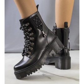 Cizme negre cu legare decorativă Laverda negru 1